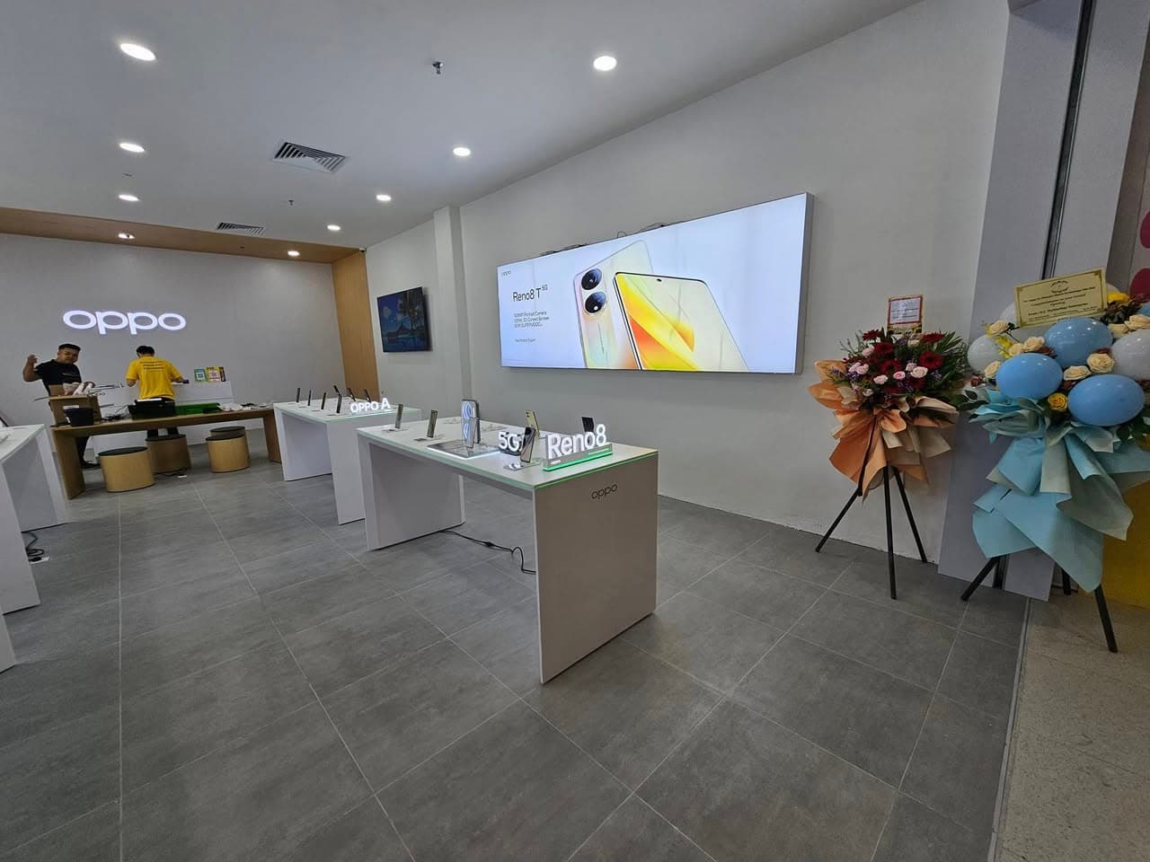 Oppo