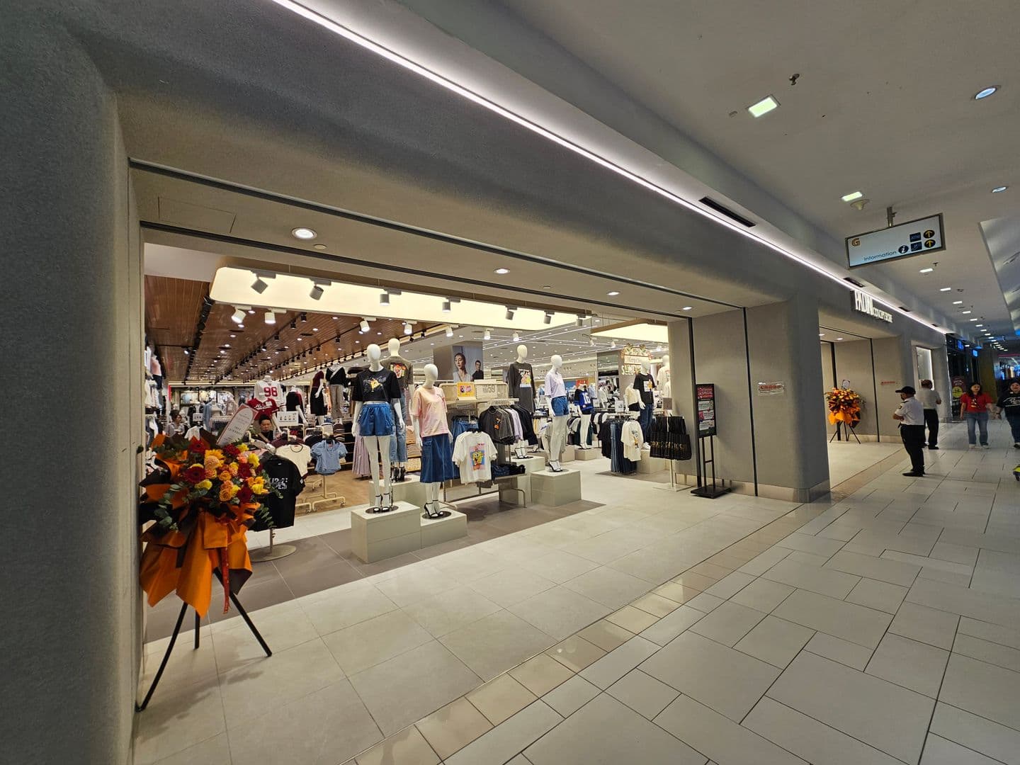 Padini Fashion Store Electrical & Lighting Works