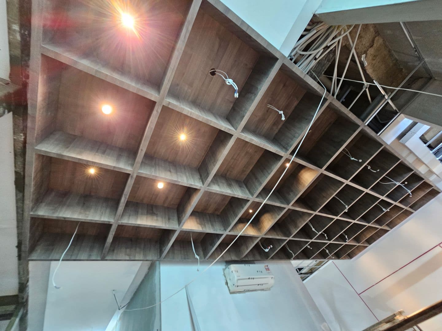 Ceiling & Light Point
