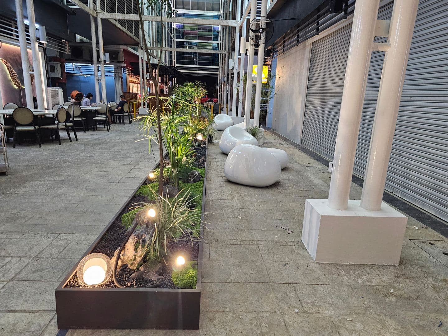 Commercial & Shop Light